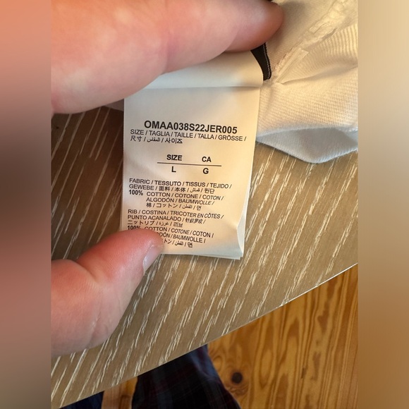 NWT - Off-White gold L fits like XL - Picture 5 of 6